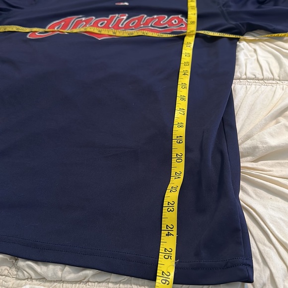Cleveland Indians tshirt L - Picture 9 of 10